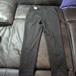 Women's Chicos NWT Dark Leopard Print Pants
